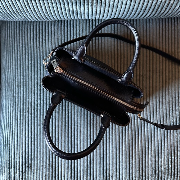 DKNY Purse Tote with Shoulder Strap - Picture 3 of 6